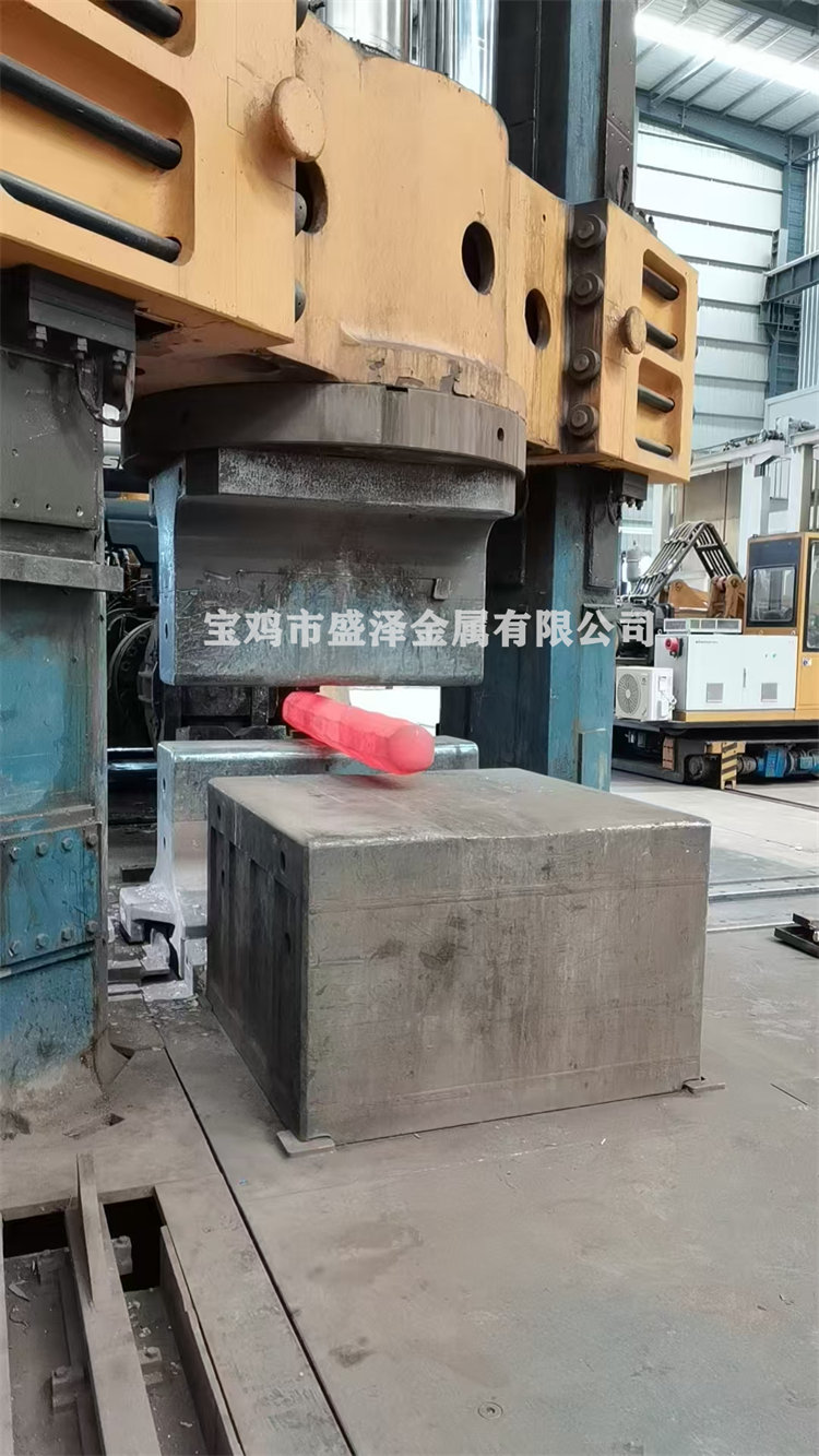 Hydraulic press